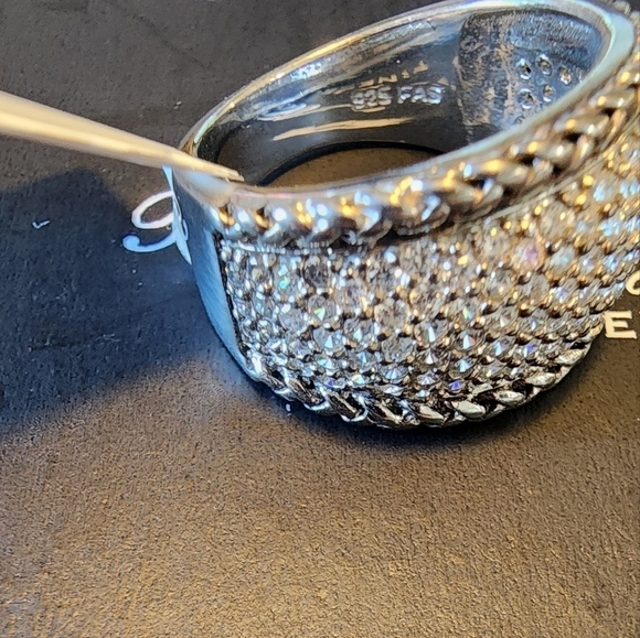 Cubic Zirconia Pavé Statement Ring in Sterling Silver size 7 - Picture 6 of 9